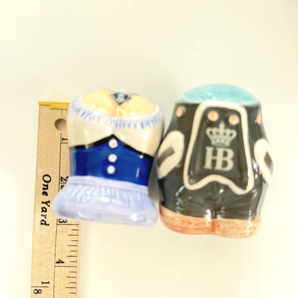 Hofbrau‎ München Salt & Pepper Shakers Lederhose Dirndl Set NIB Germany - Picture 10 of 11